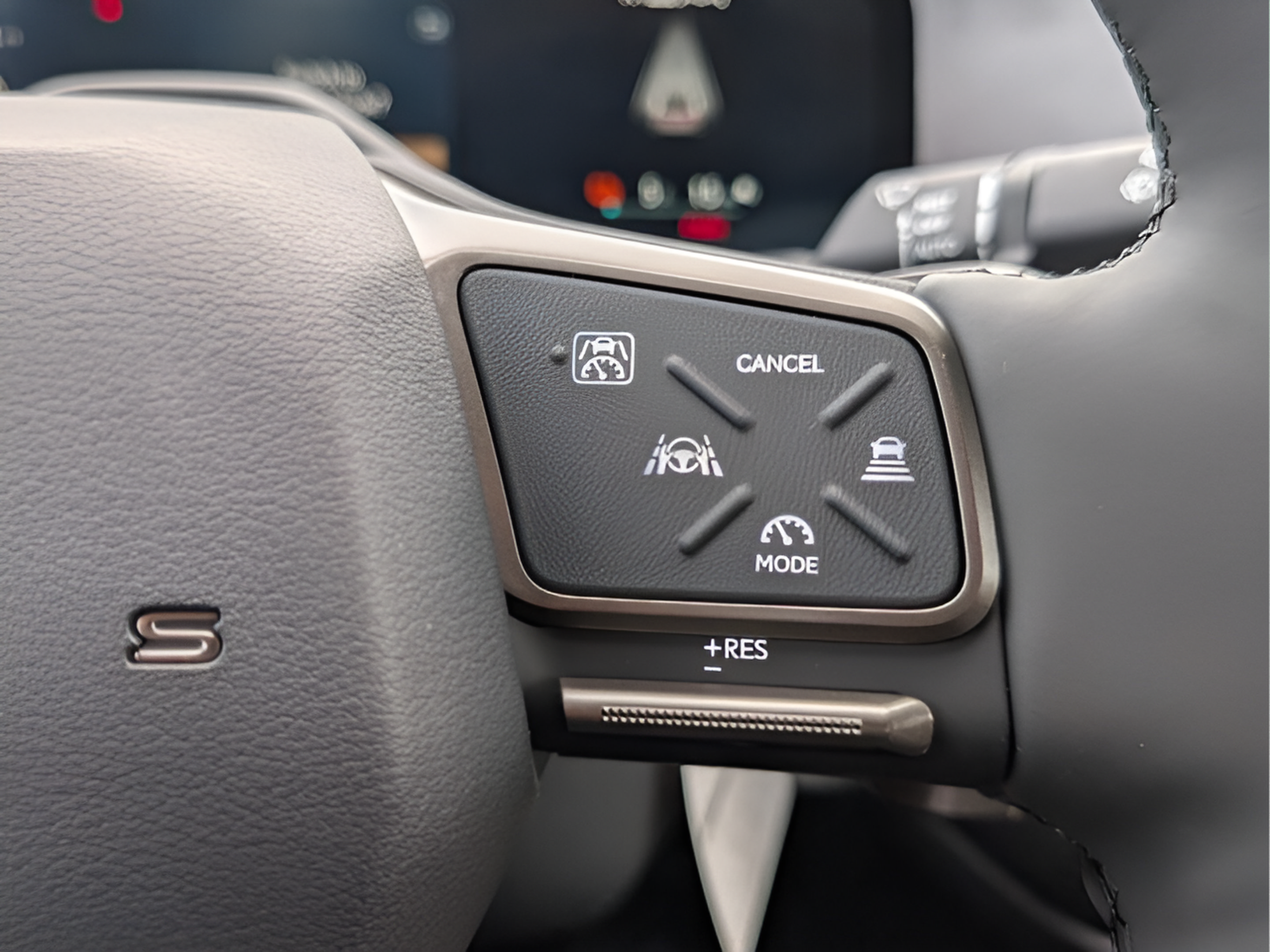 New 2026 Lexus ES 350e w/ Accessory Package (Z2) FWD image 27