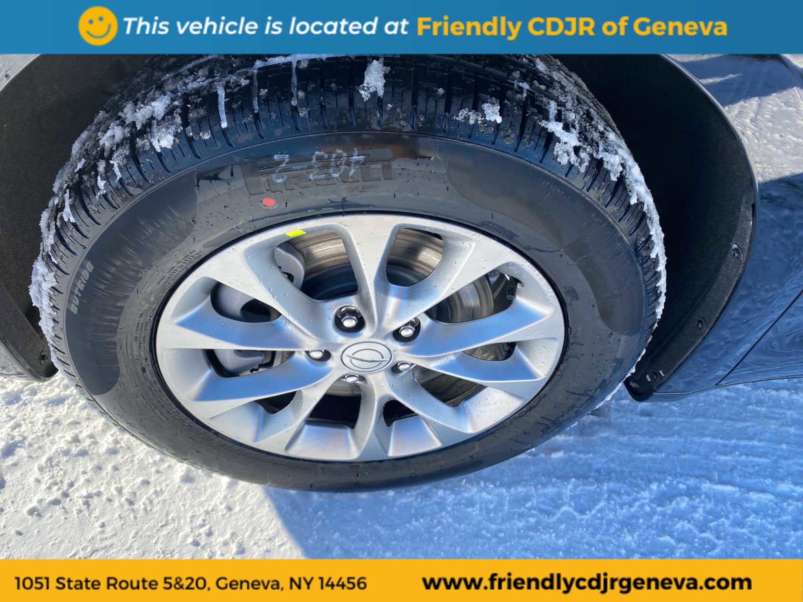 New 2026 Chrysler Pacifica Select image 9