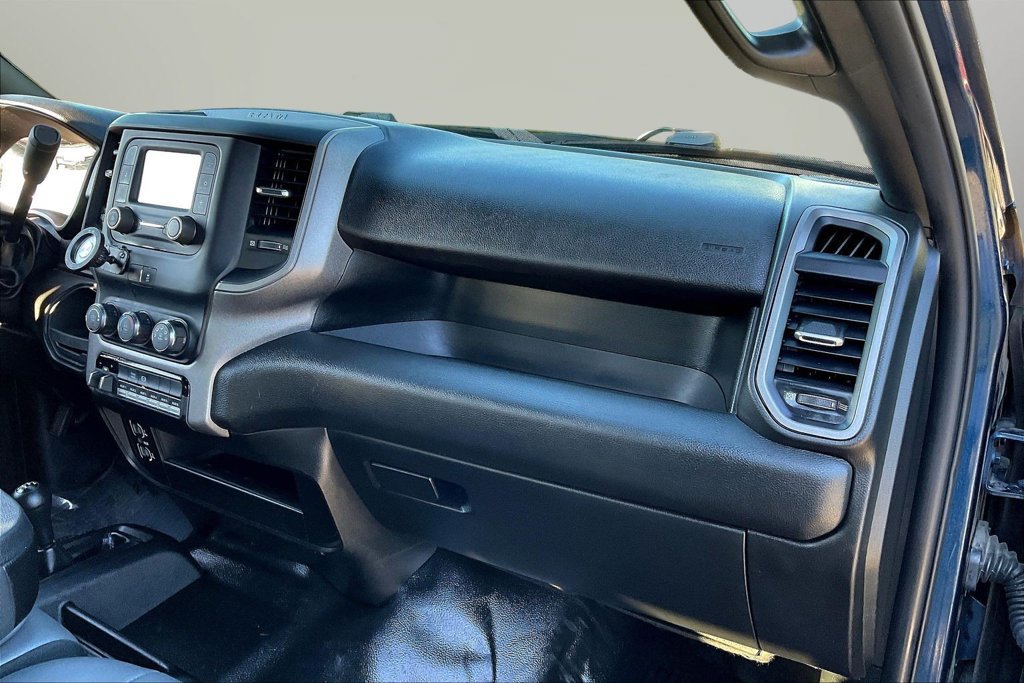 Used 2024 RAM 3500 Tradesman w/ Chrome Appearance Group AWD/4WD image 24