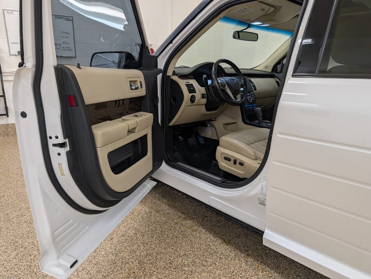 Used 2013 Ford Flex Limited image 6