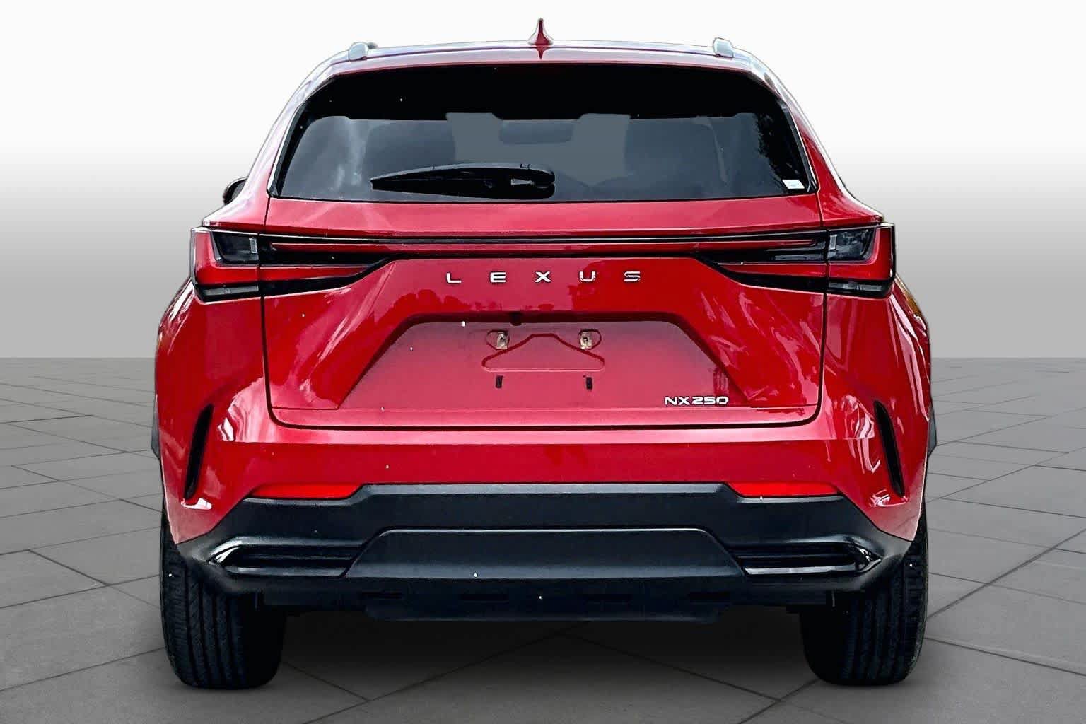 Used 2024 Lexus NX 250 FWD w/ Towing Package (2000 Lbs) image 5