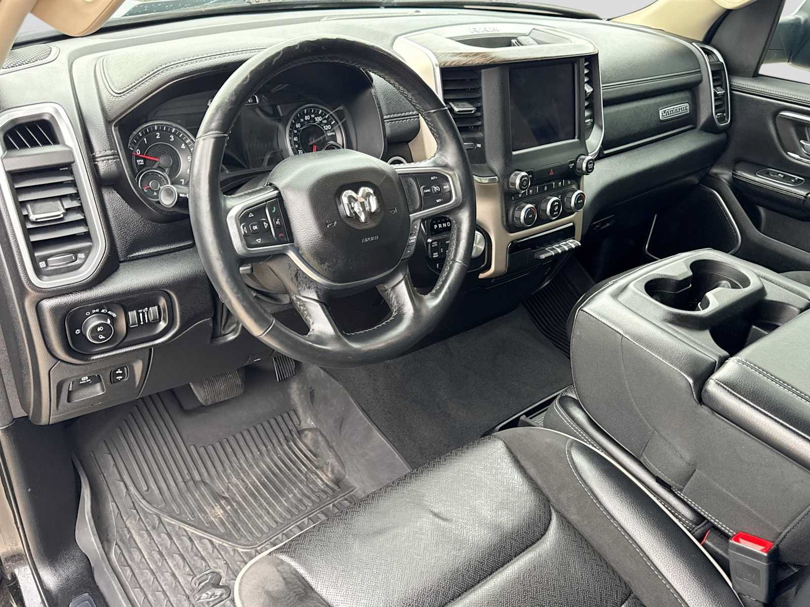 Used 2019 RAM 1500 Laramie AWD/4WD video 2