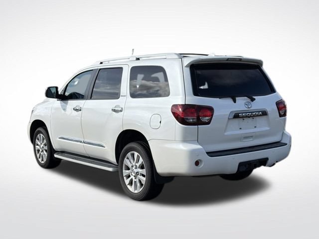 Used 2021 Toyota Sequoia Platinum AWD/4WD image 6