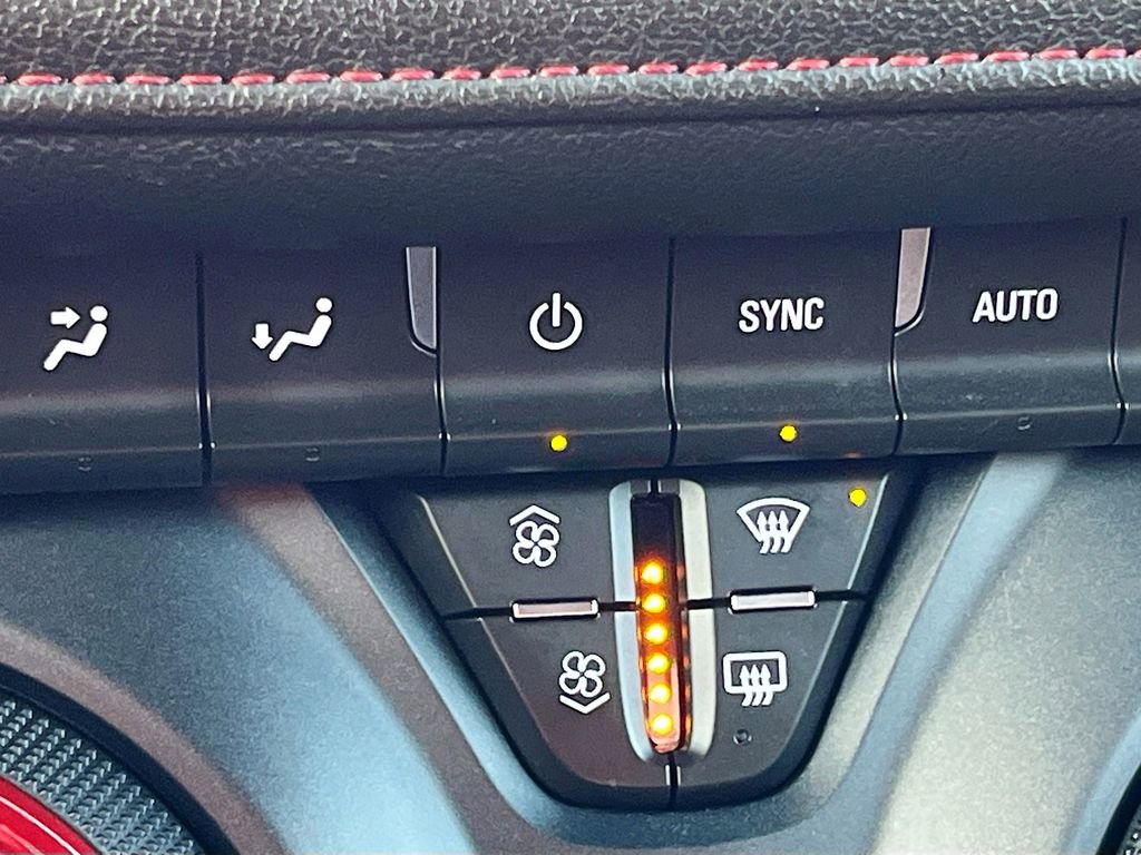 Used 2020 Chevrolet Blazer RS AWD/4WD image 16