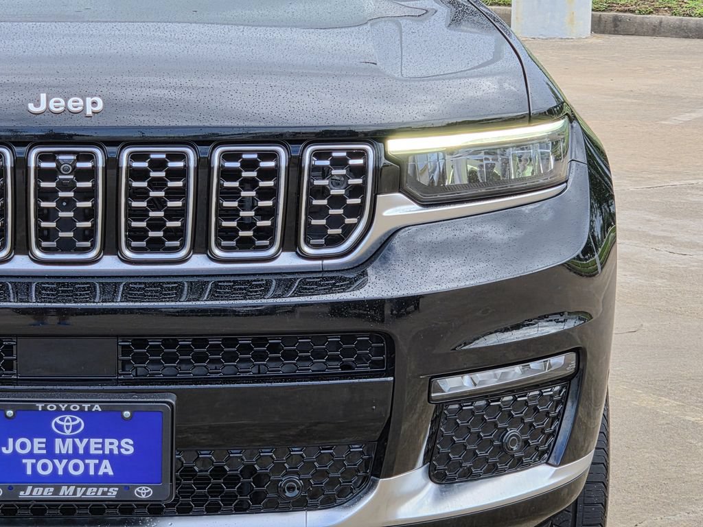 Used 2024 Jeep Grand Cherokee L Summit AWD/4WD image 4