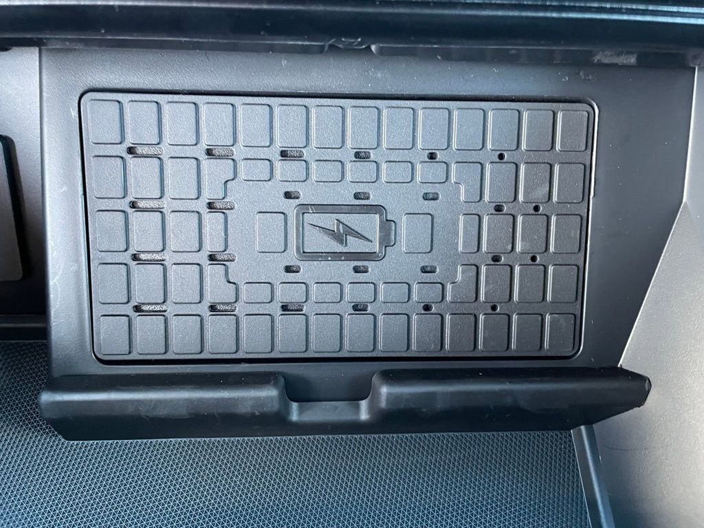 New 2025 Ford F150 Lightning Platinum image 14