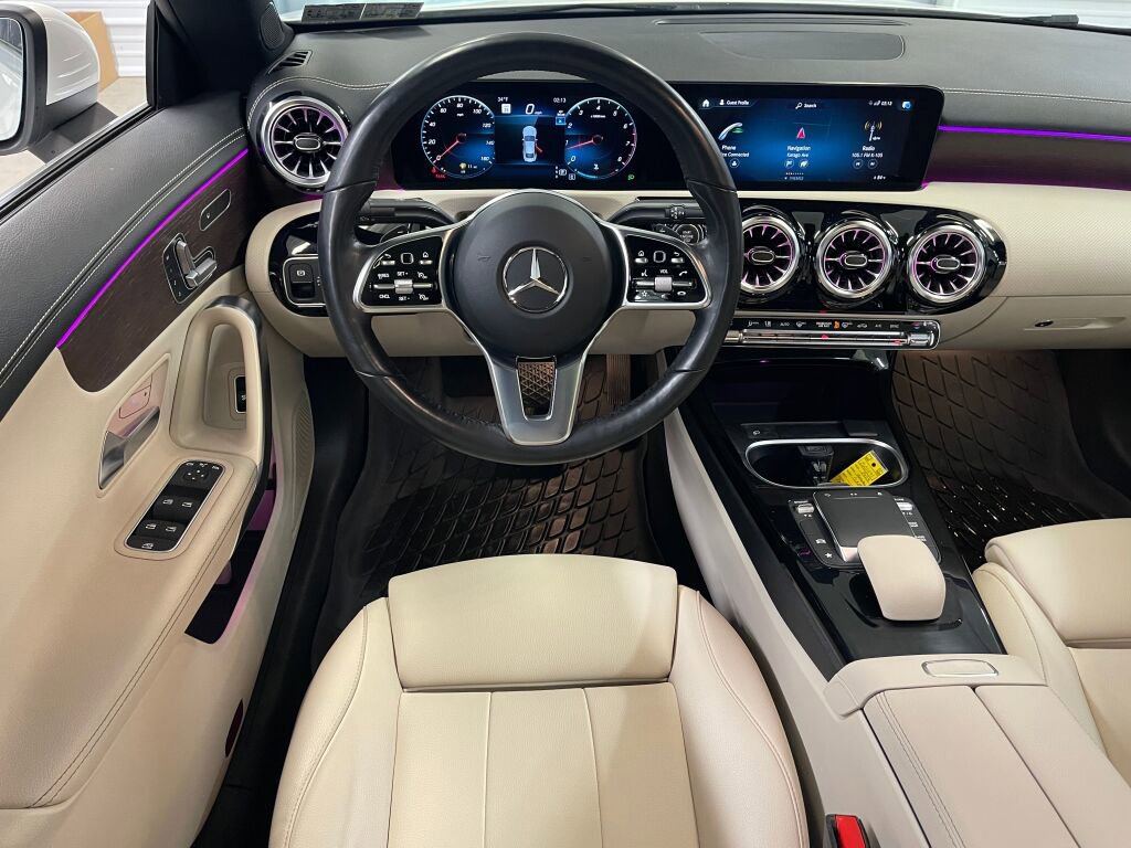 Used 2023 Mercedes-Benz CLA 250 4MATIC image 2