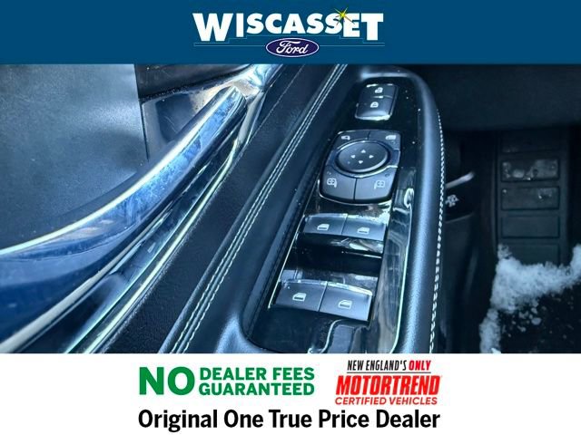 Used 2021 Lincoln Corsair AWD w/ Equipment Group 101A image 18