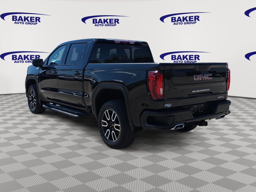 Used 2024 GMC Sierra 1500 AT4 w/ Technology Package AWD/4WD image 7