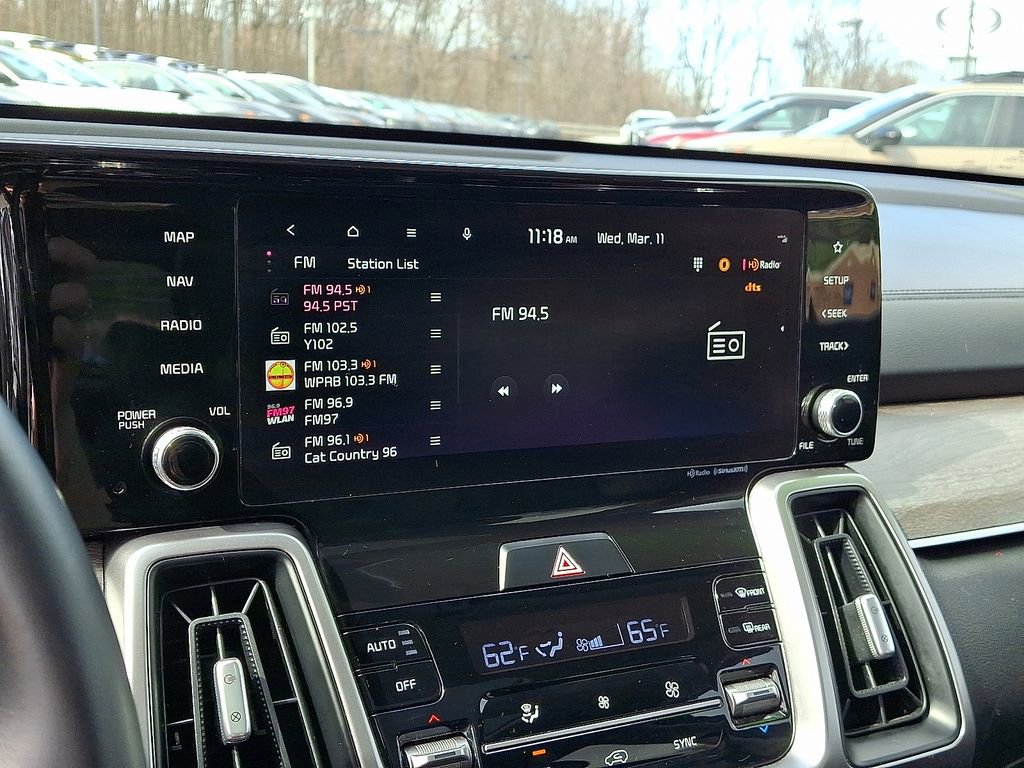 Used 2023 Kia Sorento EX w/ Panoramic Sunroof Package image 19