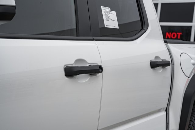 New 2025 Toyota Tacoma TRD Off-Road image 15