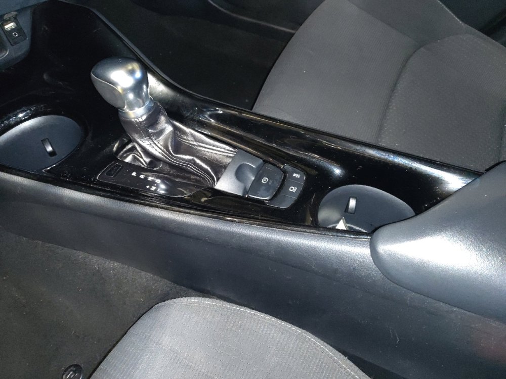 Used 2019 Toyota C-HR XLE FWD image 26