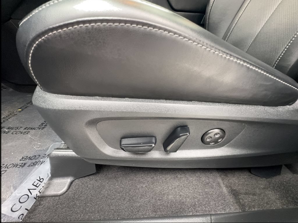 Used 2025 INFINITI QX60 Luxe FWD image 23