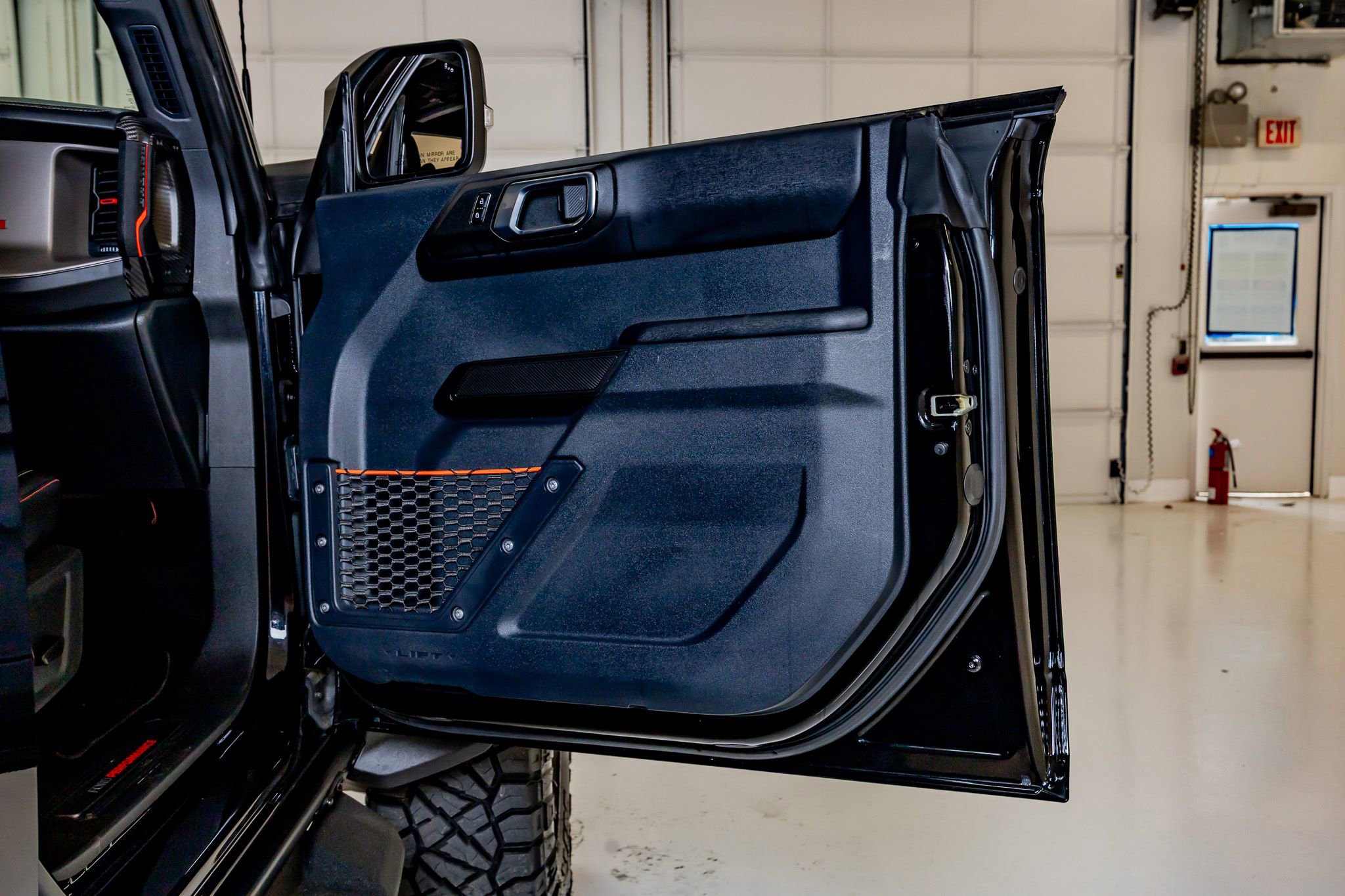 Used 2023 Ford Bronco Raptor image 39
