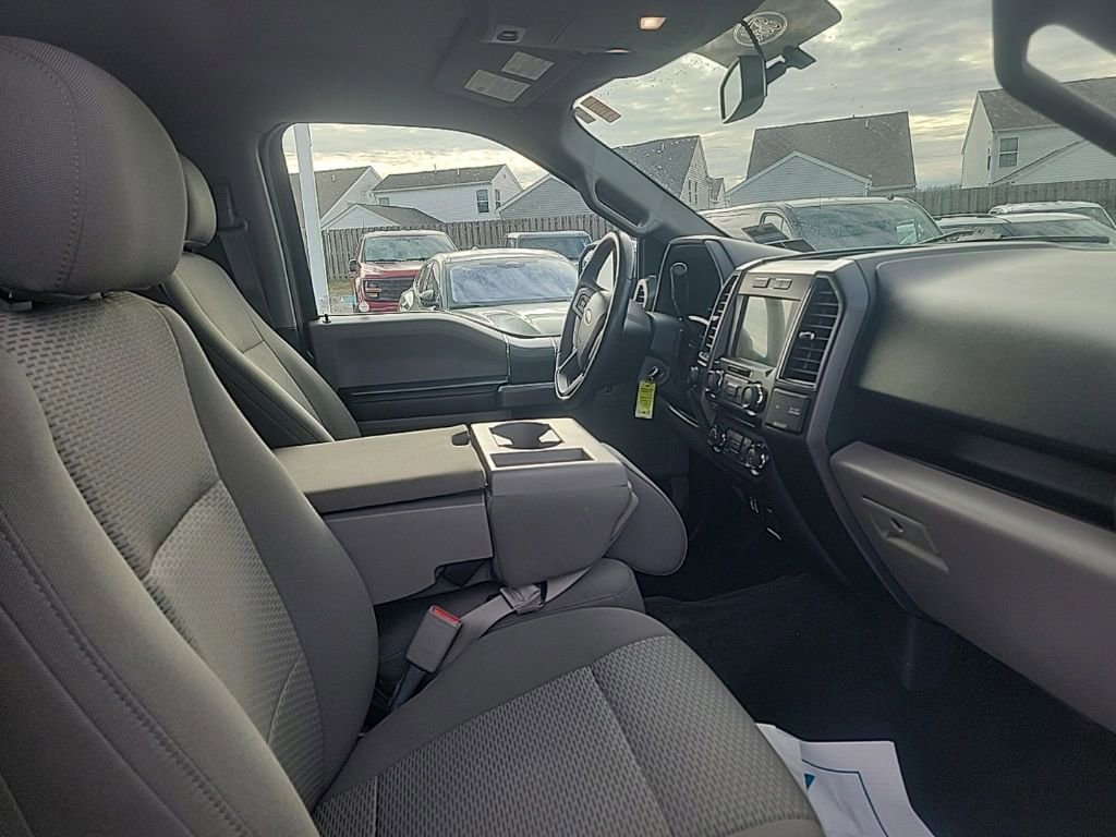 Used 2017 Ford F150 XLT w/ Equipment Group 302A Luxury image 36