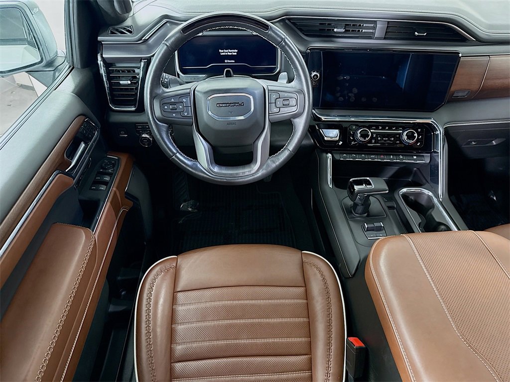 Used 2024 GMC Sierra 1500 Denali Ultimate image 3