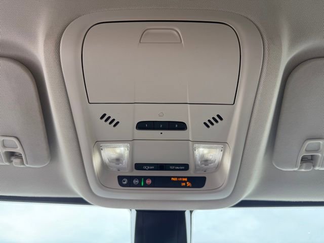 Used 2023 GMC Acadia Denali image 22