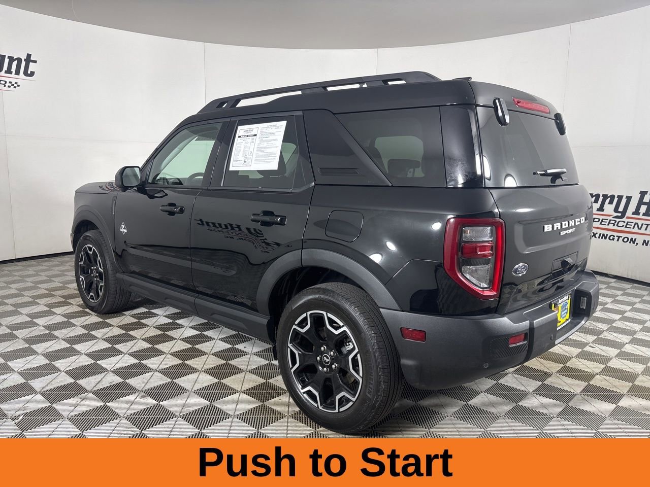 Used 2025 Ford Bronco Sport Outer Banks w/ Outer Banks Tech Package+ AWD/4WD image 7