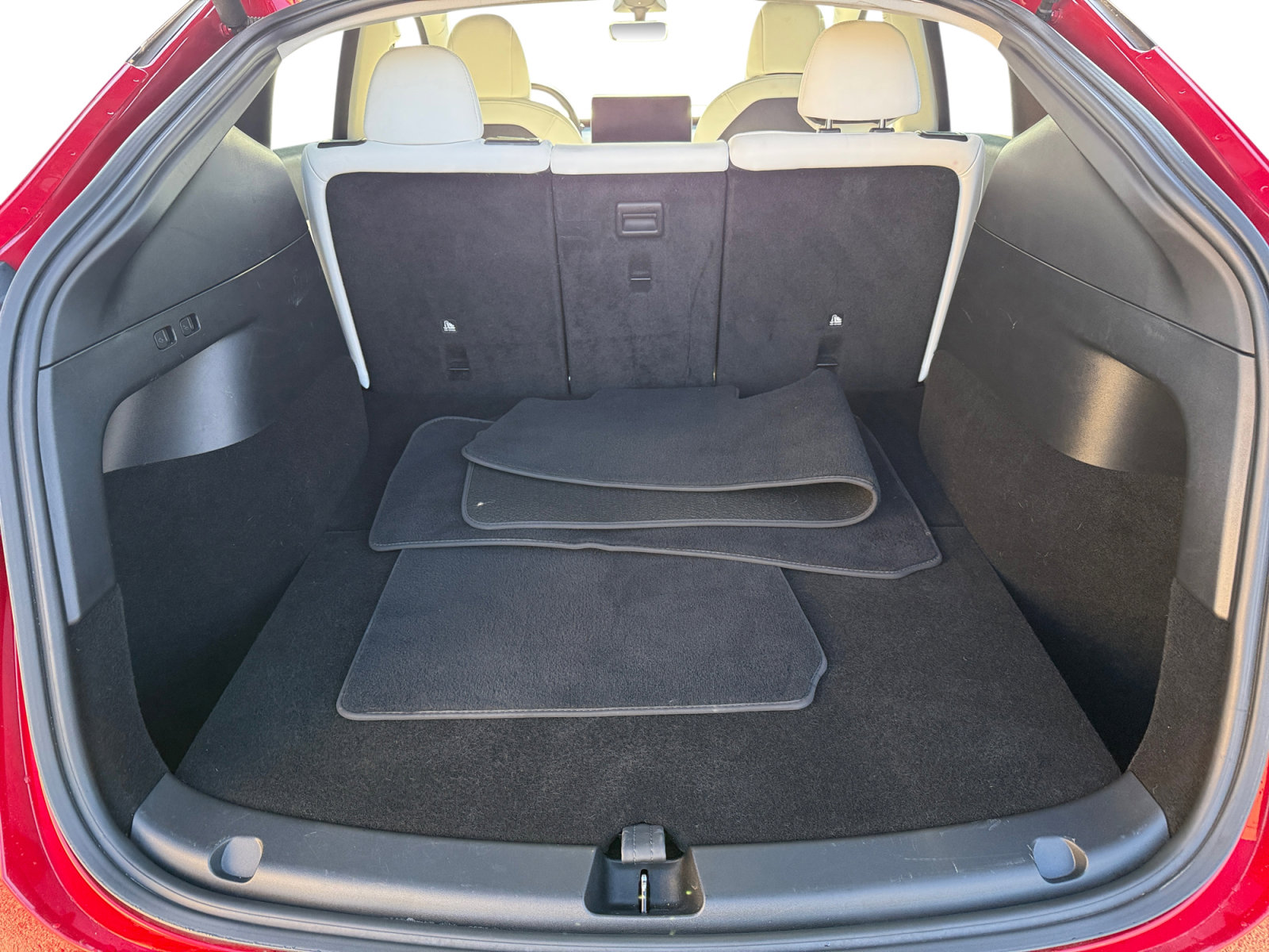 Used 2022 Tesla Model Y Performance image 17