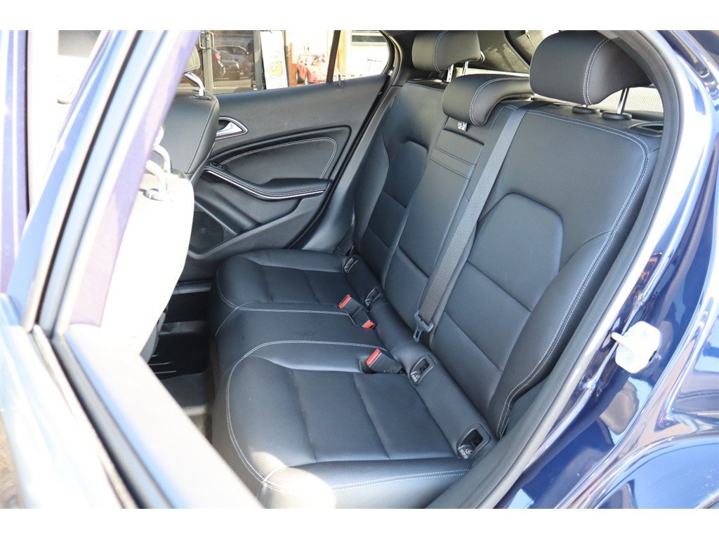 Used 2017 Mercedes-Benz GLA 250 4MATIC image 12