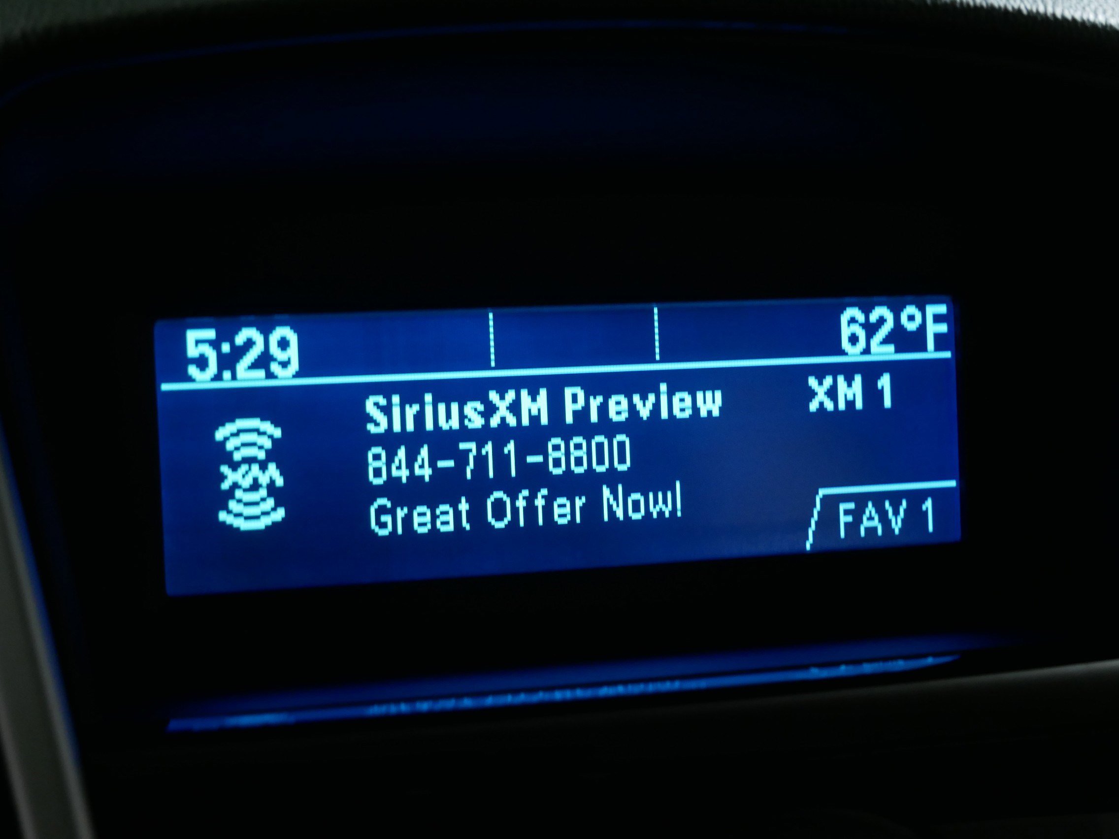 Used 2015 Chevrolet Cruze LT image 33