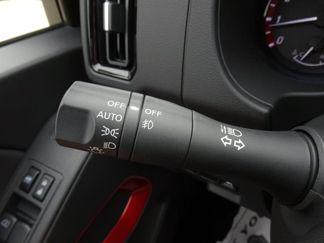 Used 2025 Nissan Frontier Pro-X w/ Pro Convenience Package RWD image 28