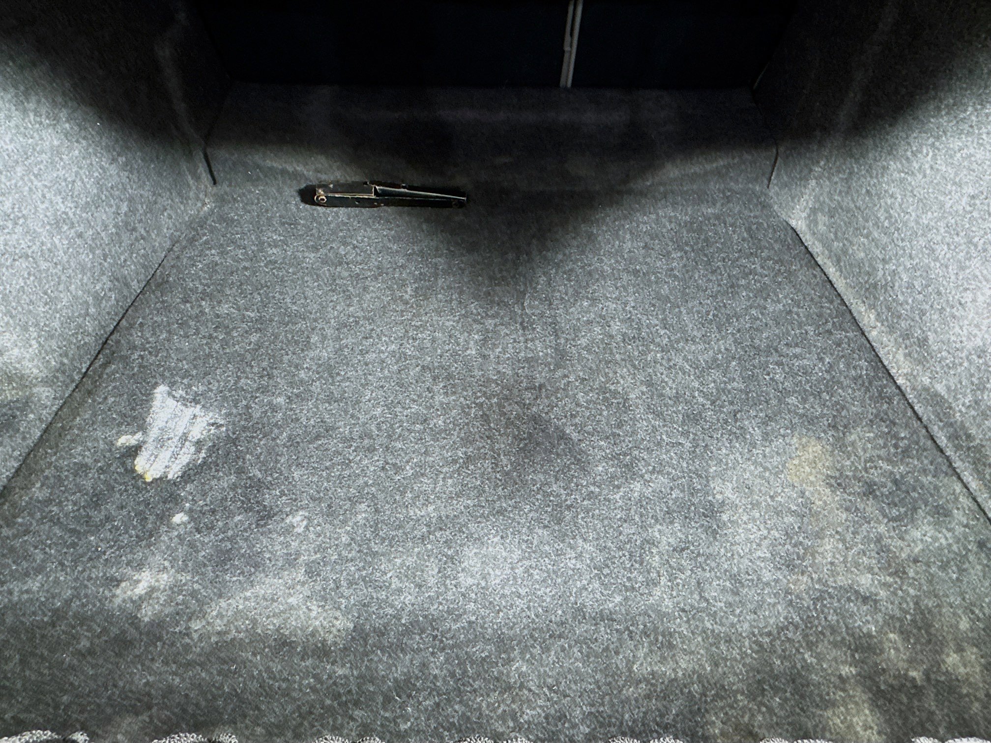 Used 2018 Chevrolet Impala LT w/ Sunroof and Spoiler Package image 34