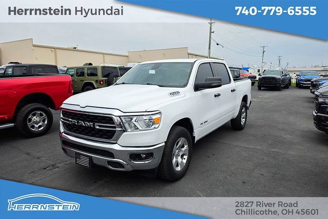Used 2023 RAM 1500 Big Horn AWD/4WD image 3