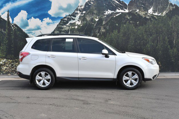 Used 2015 Subaru Forester 2.5i Limited image 2