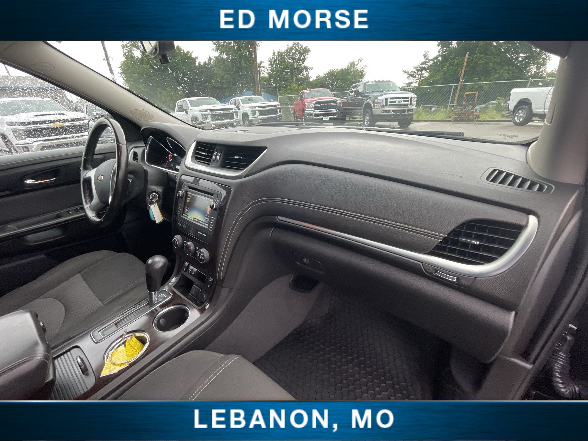 Used 2017 Chevrolet Traverse LT w/ Style and Technology Package FWD image 25