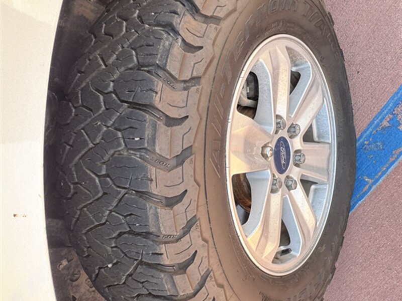 Used 2018 Ford F150 XLT w/ Equipment Group 301A Mid AWD/4WD image 16