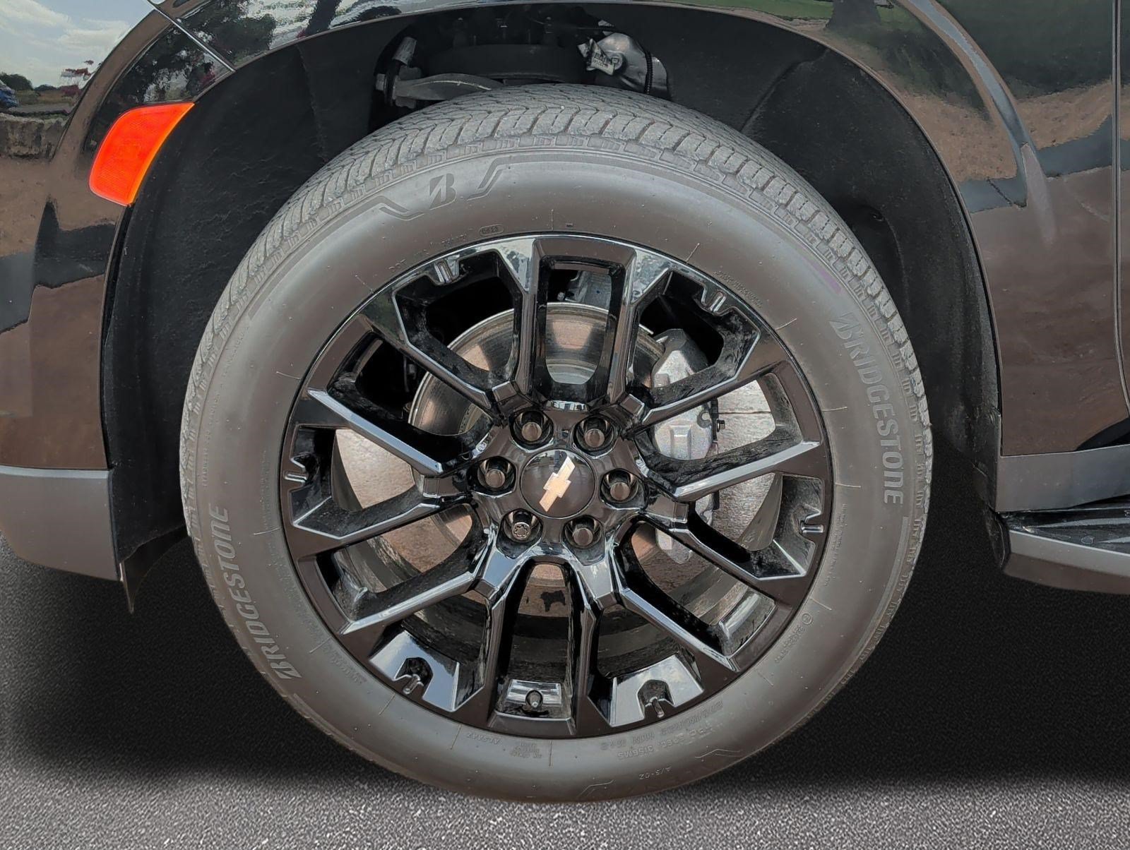 Used 2023 Chevrolet Tahoe High Country AWD/4WD image 7