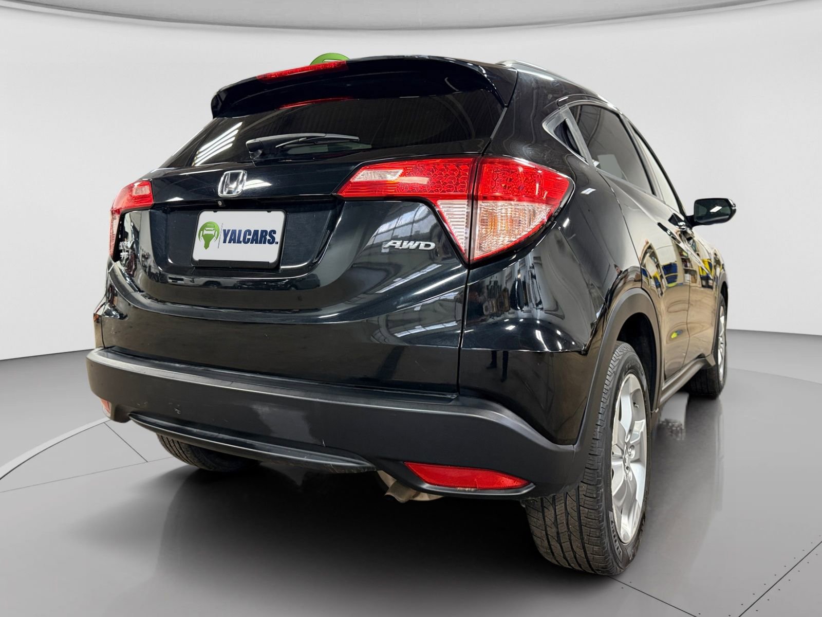 Used 2017 Honda HR-V EX-L image 10