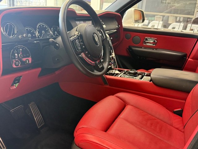 Used 2019 Rolls-Royce Cullinan AWD/4WD image 32