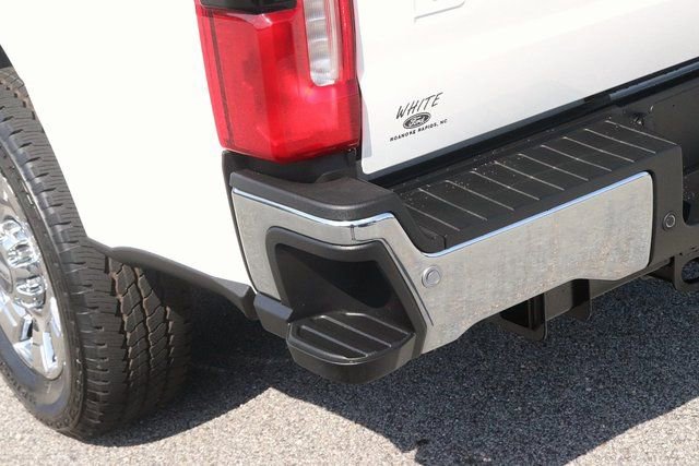 New 2025 Ford F250 Lariat w/ Lariat Ultimate Package image 10