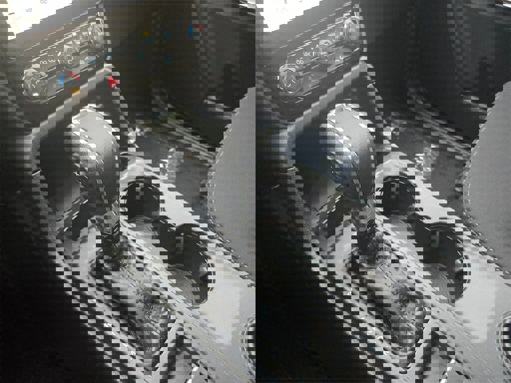 New 2025 Ford Ranger XLT w/ Equipment Group 301A High image 20