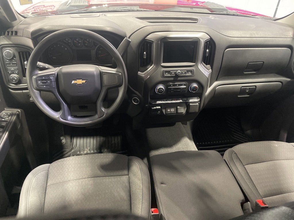 Used 2025 Chevrolet Silverado 2500 Custom w/ Custom Convenience Package image 24