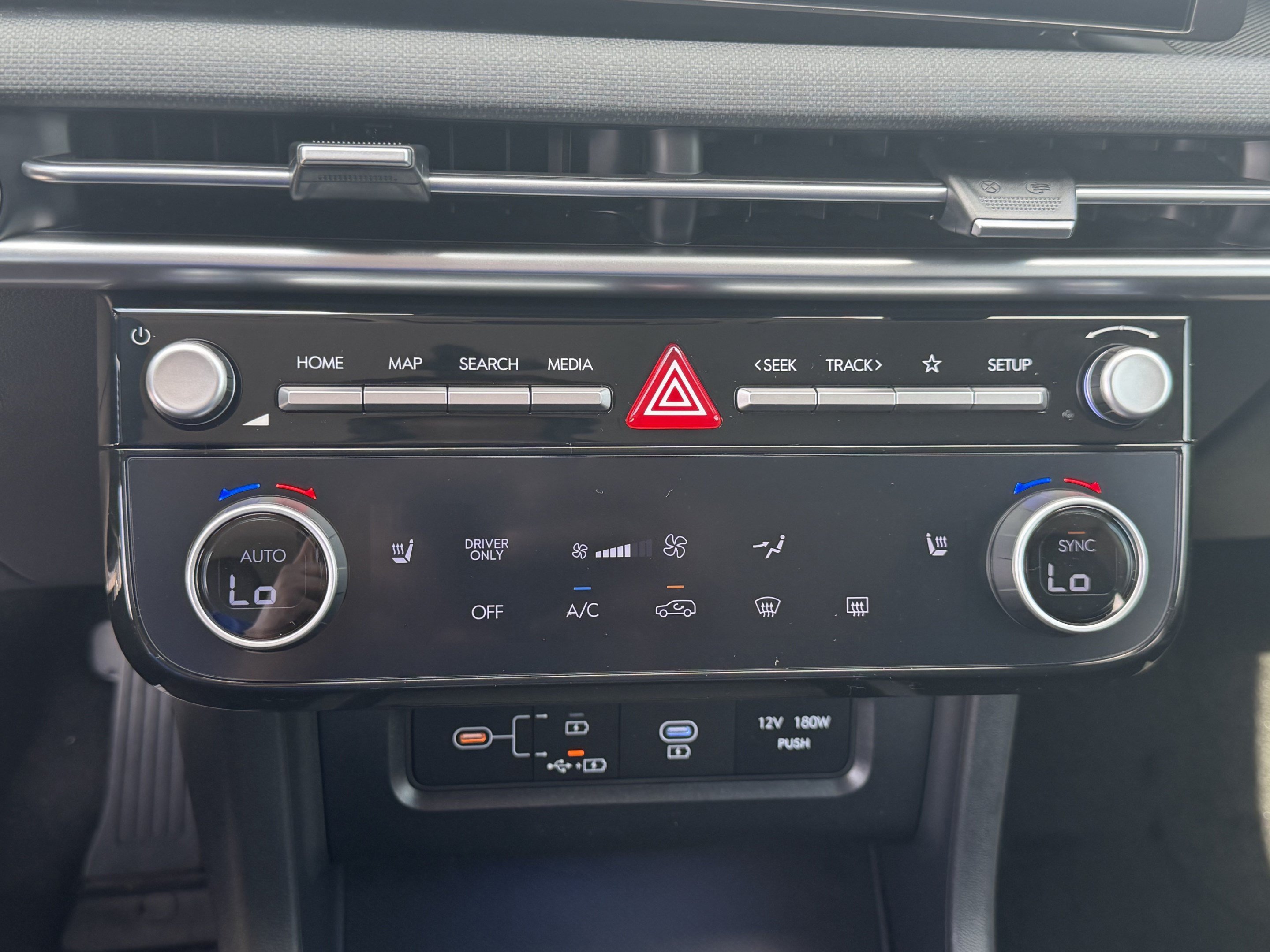 New 2026 Hyundai Tucson Blue SE FWD image 9