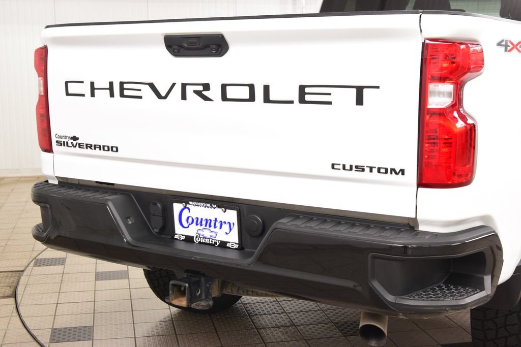 Used 2023 Chevrolet Silverado 2500 Custom w/ Custom Value Package AWD/4WD image 22