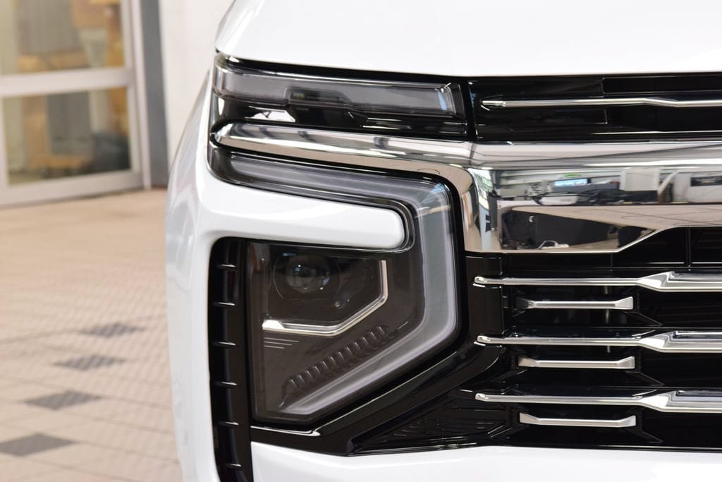 New 2026 Chevrolet Suburban Premier AWD/4WD image 12