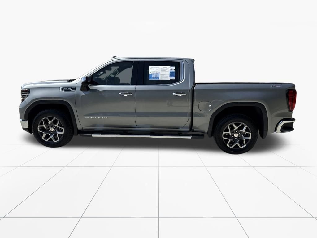 Used 2024 GMC Sierra 1500 SLT w/ SLT Premium Plus Package image 5