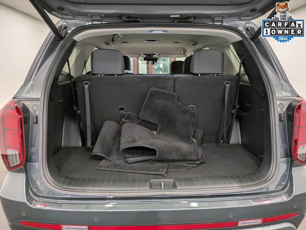 Used 2023 Hyundai Palisade SEL w/ Cargo Package image 26