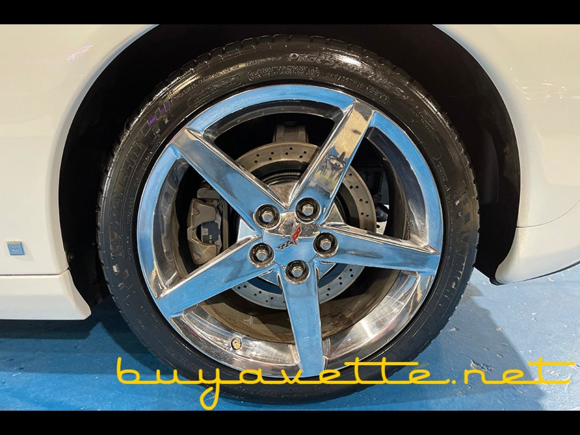 Used 2008 Chevrolet Corvette Coupe w/ Preferred Equipment Group RWD image 10