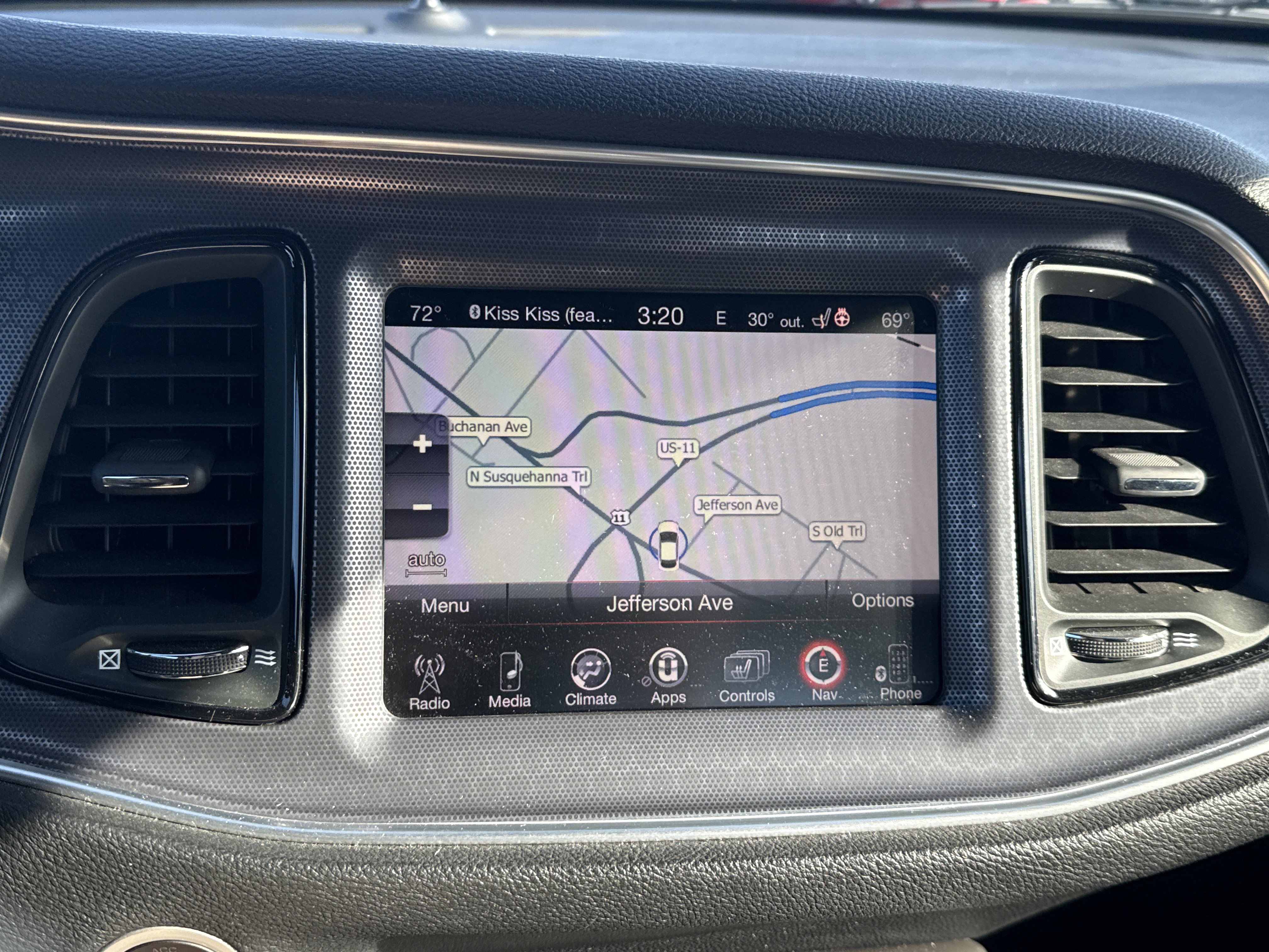 Used 2016 Dodge Challenger SRT w/ Technology Group image 27