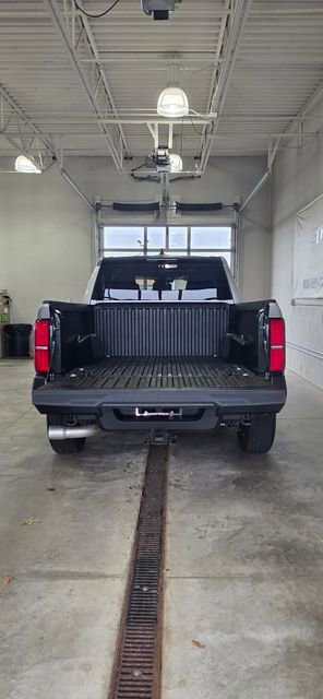 Used 2024 Toyota Tacoma SR image 5