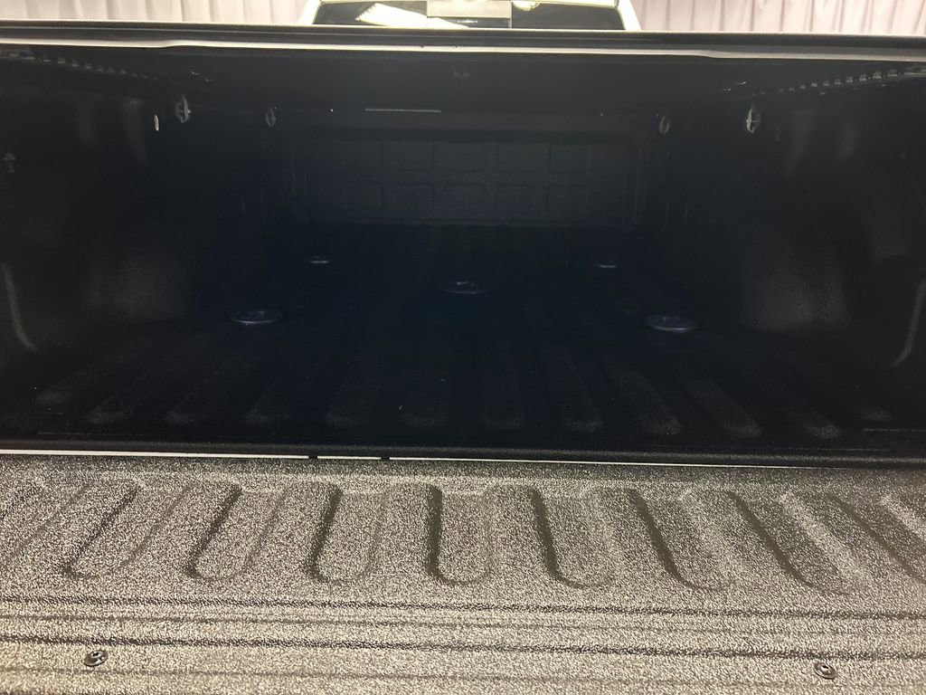 Used 2025 RAM 3500 Limited AWD/4WD image 24