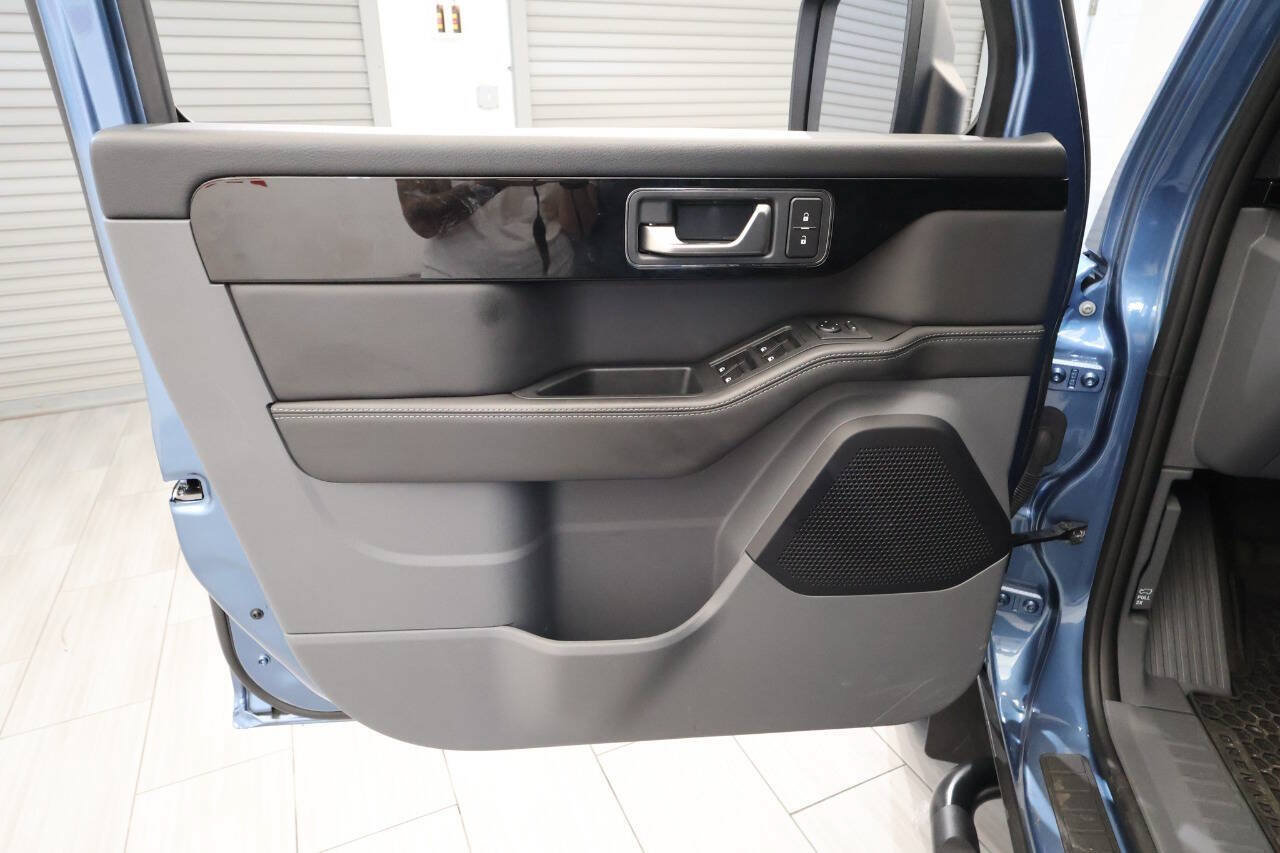 Used 2024 INEOS Grenadier AWD/4WD image 14