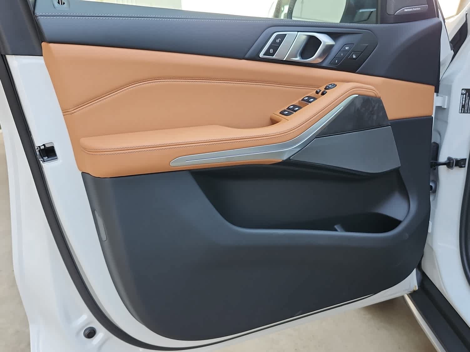 New 2026 BMW X5 xDrive40i AWD/4WD image 10