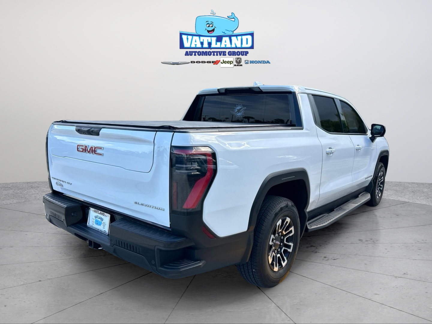 Used 2026 GMC Sierra EV Elevation AWD/4WD image 5
