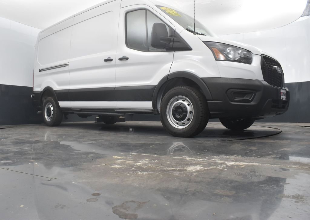 New 2026 Ford Transit 250 148 Medium Roof image 30
